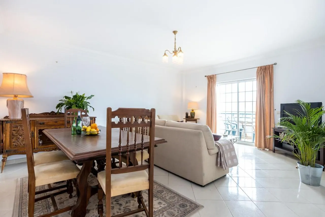 Top Floor Apartment With Great Views! Albufeira