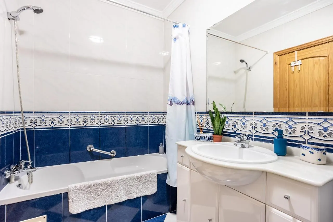 Top Floor Apartment With Great Views! Albufeira Portugal