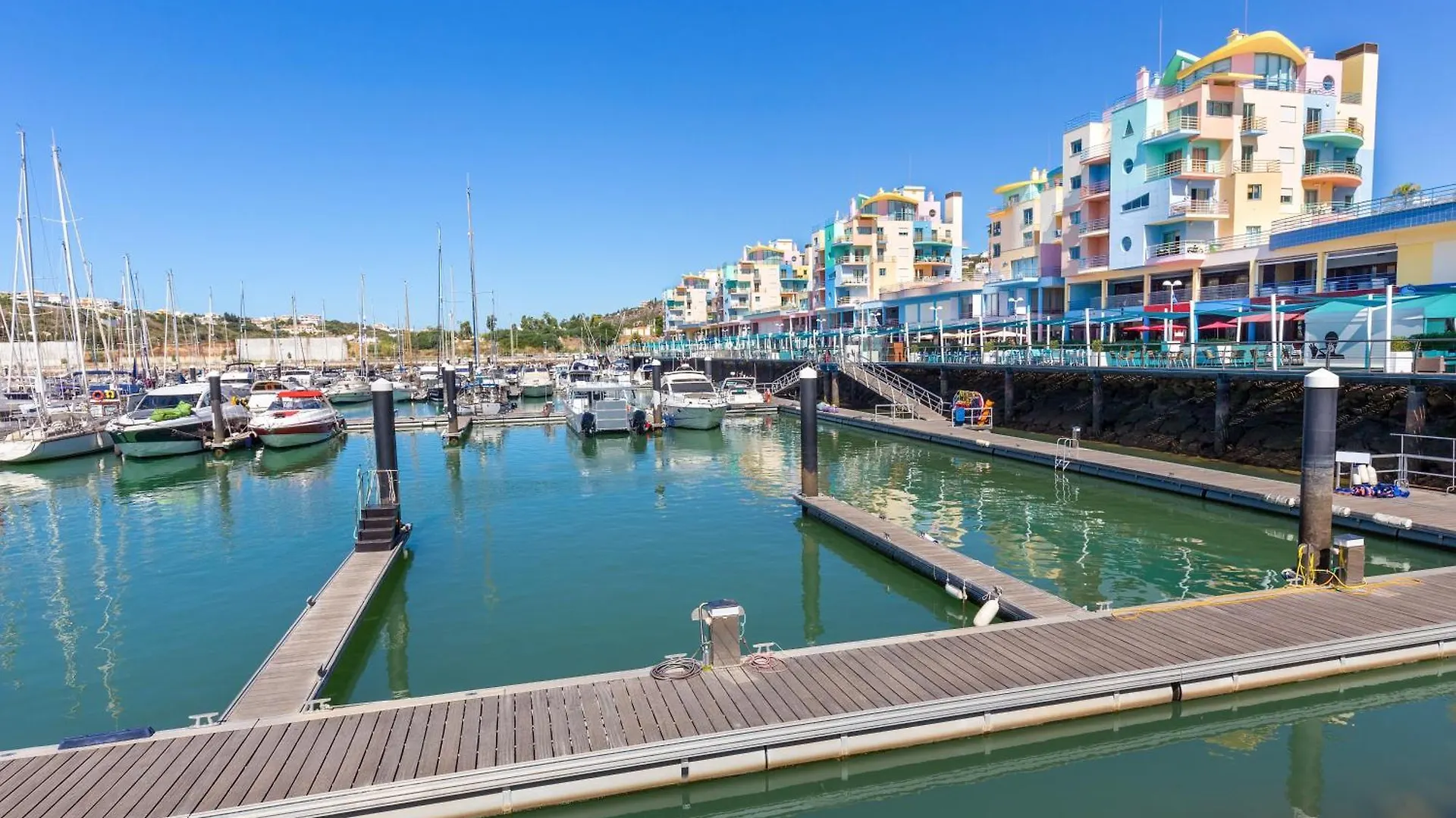 Top Floor Apartment With Great Views! Albufeira Portugal